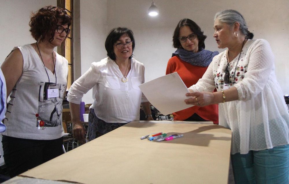 La directora de Postgrado y Postítulo, Alicia Salomone, afirmó que se ofrecerán nuevas oportunidades de formación para el manejo del inglés durante 2018.