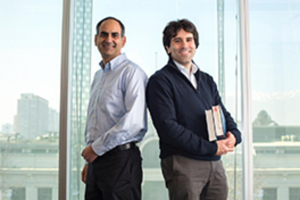 El Profesor de la FCFM, Andrés Musalem, junto a Marcelo Olivares, impulsaron un proyecto que mejorará la gestión de la calidad del servicio al cliente y la satisfacción laboral en el retail.