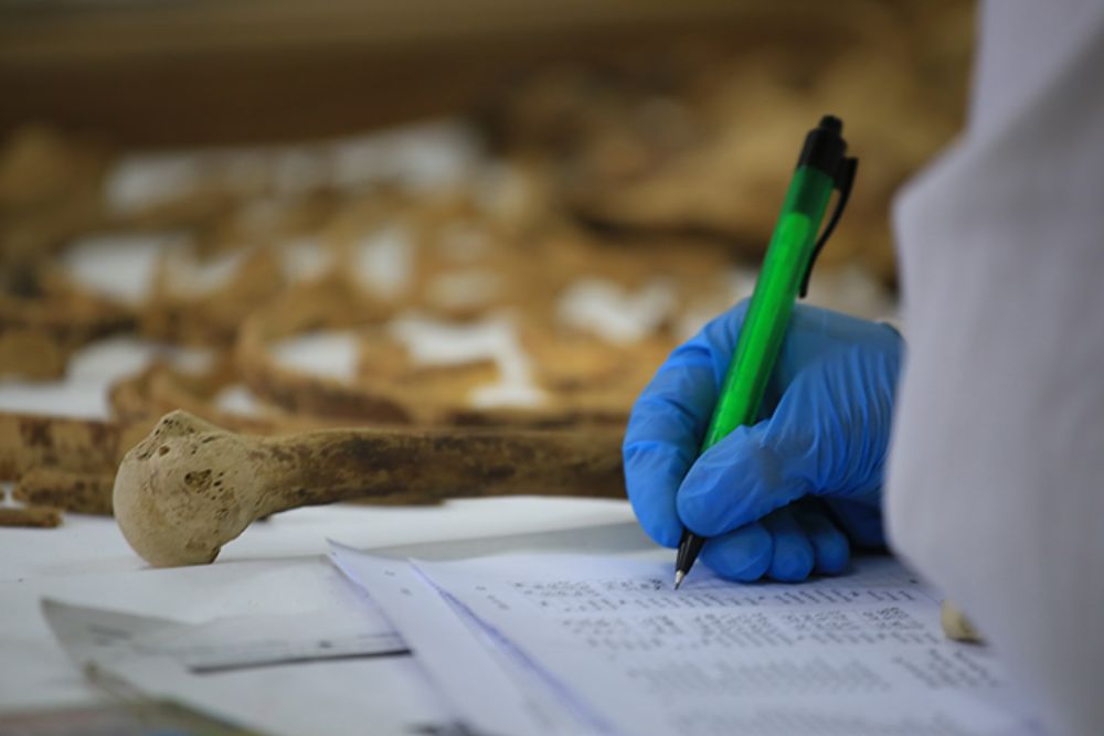 Sobre los instrumentos internos de financiamiento, el Dr. Salazar detalla que ¿se han establecido una serie de normativas para distribuirlos con transparencia y objetividad".