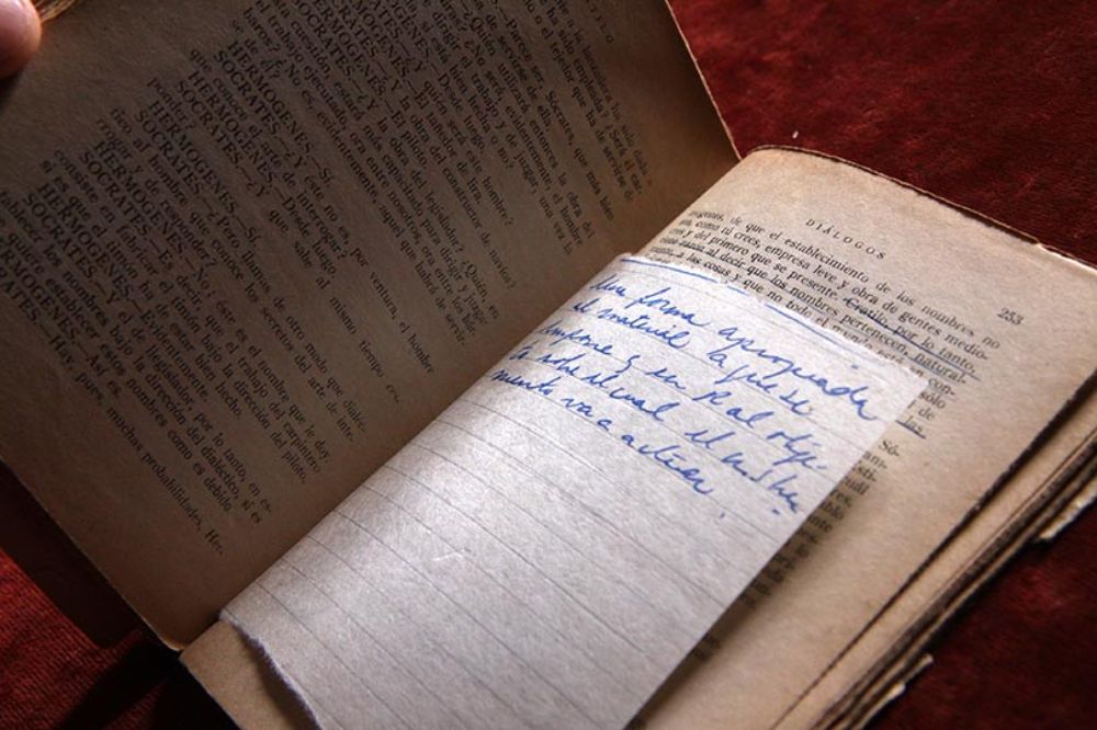 La invitación abierta a todo público es ha problematizar y conocer las complejidades del libro a través de sus distintos mundos.