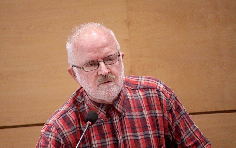 "Si en el pasado se pensaba en términos de oposición y diferencia entre la condición humana y animal, hoy se piensa en términos de afinidad", planteó Bernardo Subercaseaux.