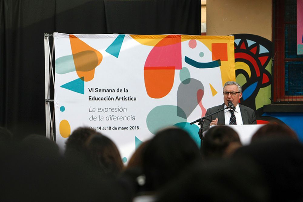 El Rector Vivaldi destacó que este impulso a la educación artística por parte de la UNESCO "representa la defensa del derecho a la educación".