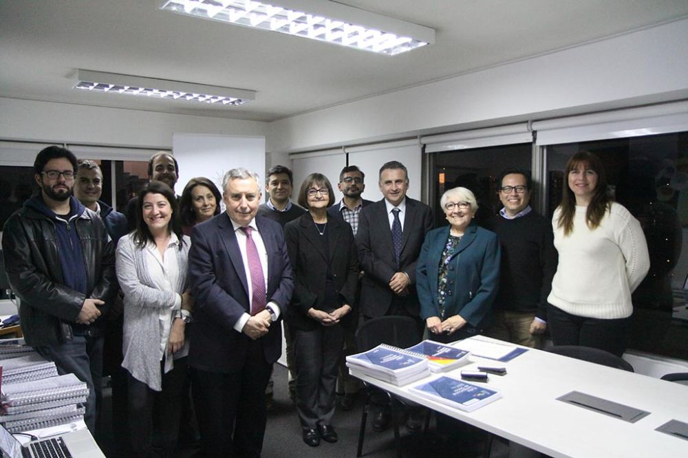 El proceso de evaluación interna para la Acreditación Institucional culminó con el ingreso a la plataforma digital de la CNA de la documentación que fue resultado de esta etapa.