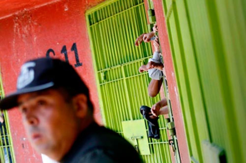 Quienes se encuentran en prisión preventiva o ya condenados, no pierden sus derechos fundamentales a pesar de no tener libertad de tránsito.