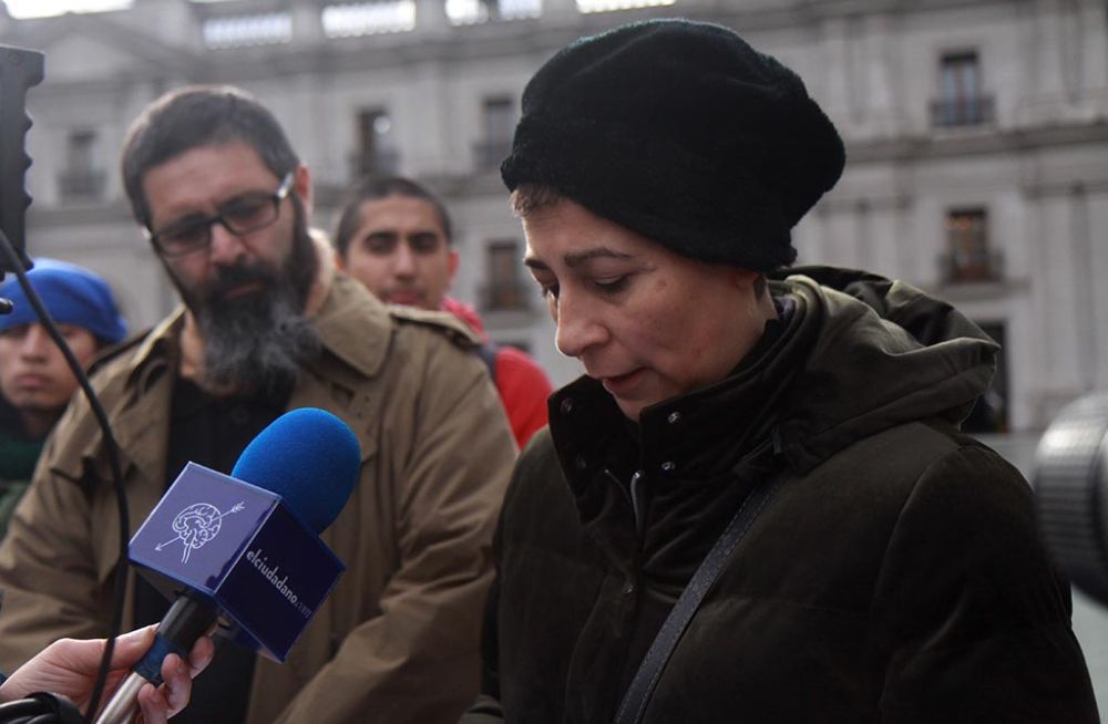 La directora del Archivo Central Andrés Bello, Alejandra Araya, también participó de la entrega y de la lectura de la declaración. 