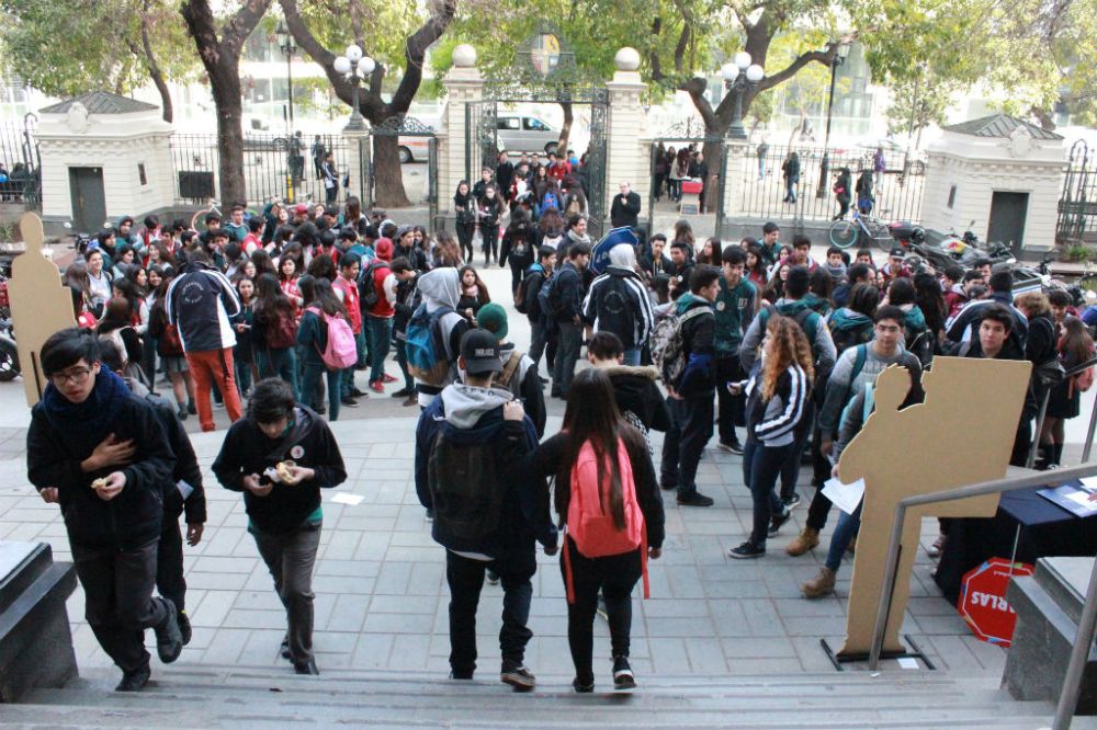 Más de 6500 estudiantes visitaron la Feria de orientación al postulante en su versión 2017. Se espera que este año varios miles, también lo hagan. 