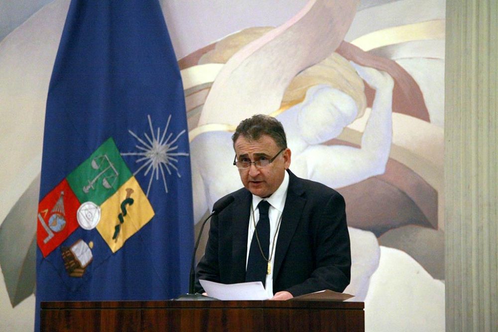 El Rector se refirió a la calidad del plantel como un compromiso "inherente", expresado en la historia de Chile a partir de las más diversas contribuciones de la Casa de Estudios.