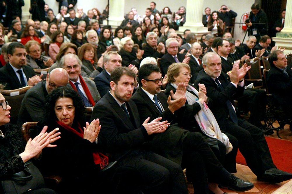 El prorrector, presidente de la Junta Electoral Central, hizo lectura del acta con los resultados de la elección del 10 de mayo. 