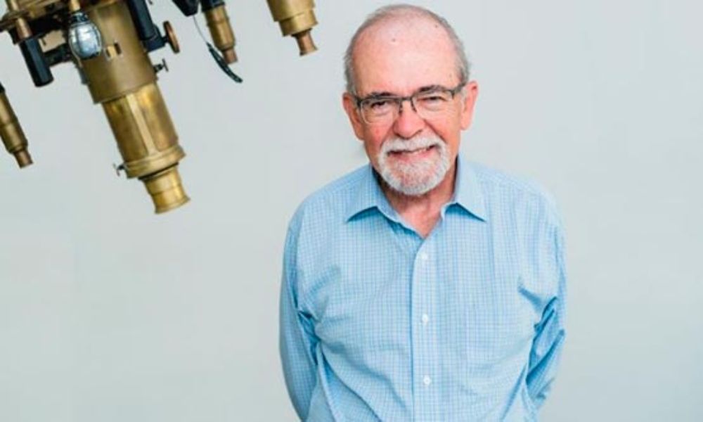 El profesor Maza expresó su interés en poder acceder a los datos del Gran Telescopio para Rastreos Sinópticos e investigar supernovas con un comportamiento anómalo.