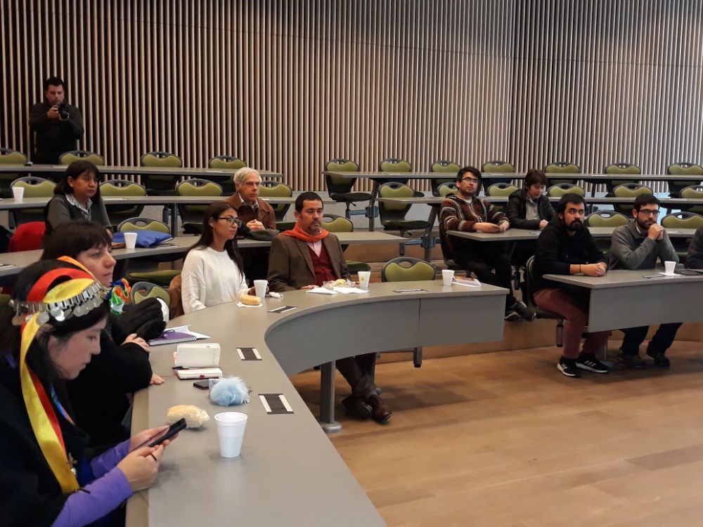 Público asistente, profesores, estudiantes de la FCFM