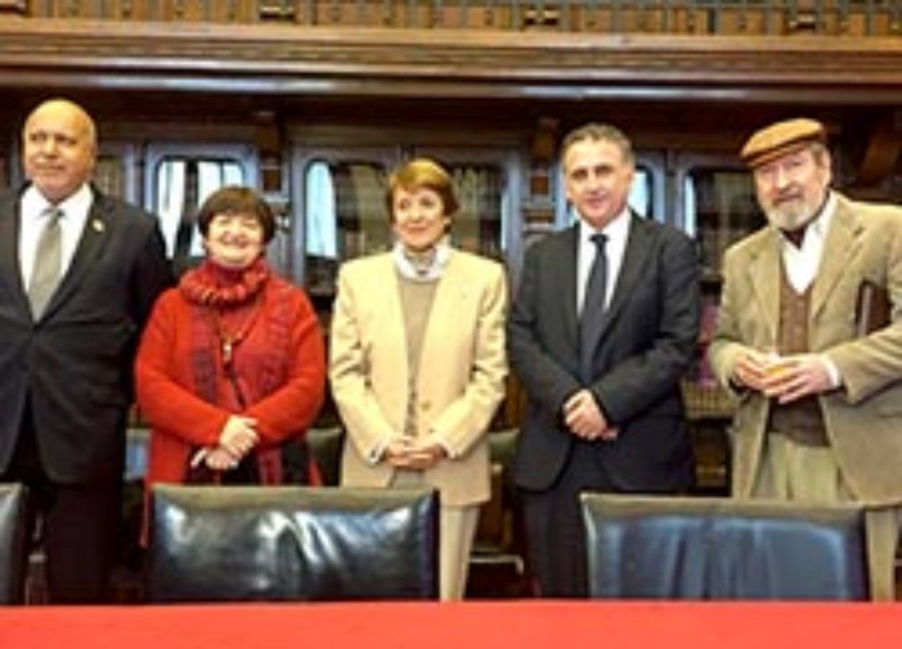 En forma unánime el jurado otorgó el Premio Nacional de Literatura 2018 a la escritora Diamela Eltit.