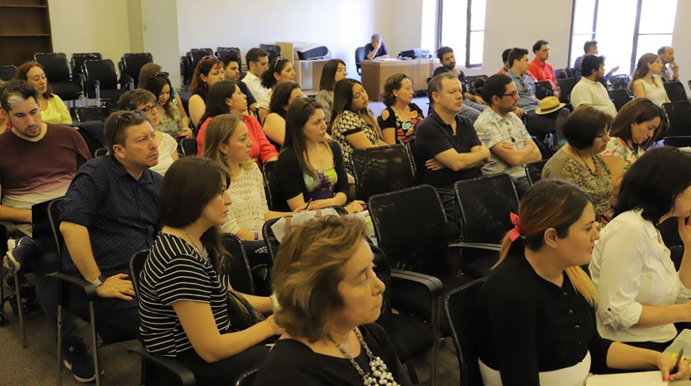 La Política de Inclusión y Discapacidad plantea como objetivo general implementar en la Universidad de Chile los principios y obligaciones establecidos en la normativa vigente en la materia