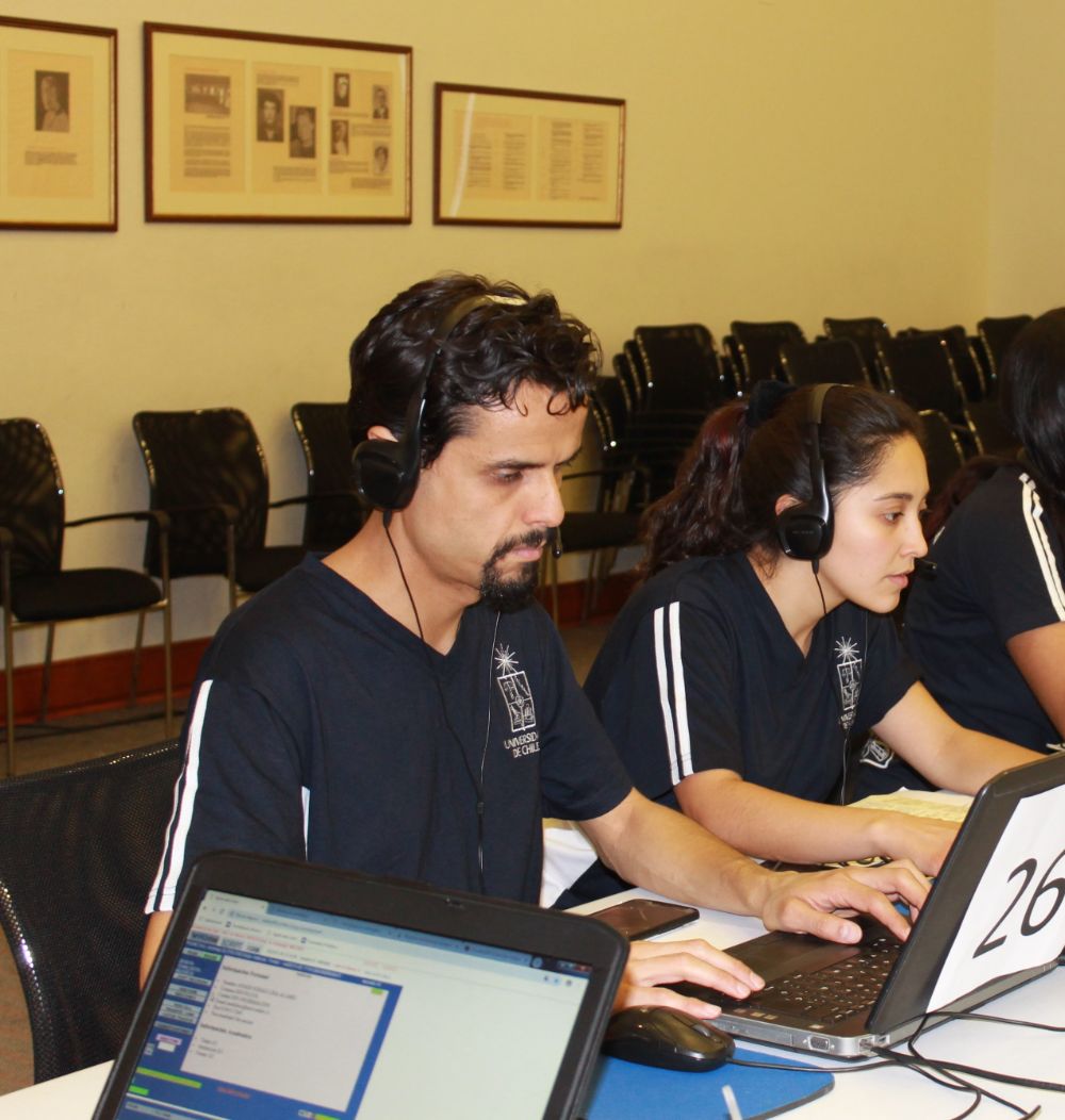 Área de Discapacidad realizando acompañamiento telefónico y virtual a estudiantes en situación de discapacidad