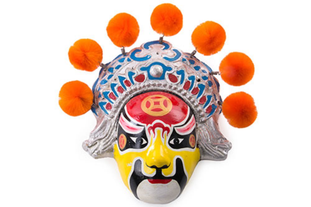 Máscaras, tallados, bordados, piezas textiles y más forman parte de la colección del Museo del Mundo. 