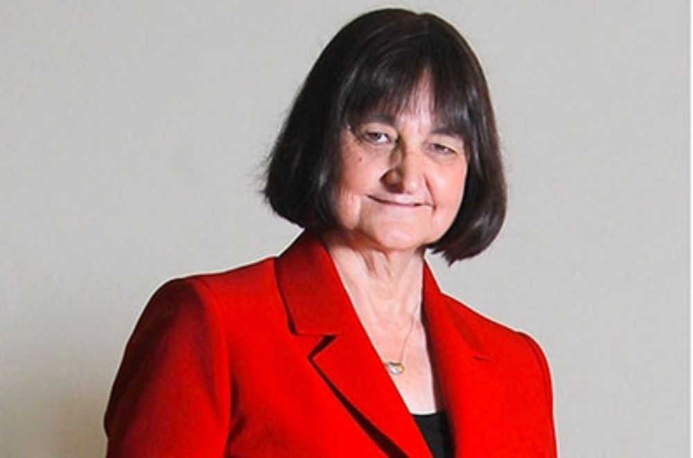 La vicerrectora Rosa Devés, señaló que "con la creación de esta Dirección se da cumplimento a un compromiso de la Universidad en el reciente proceso de Evaluación Interna con fines de Acreditación".