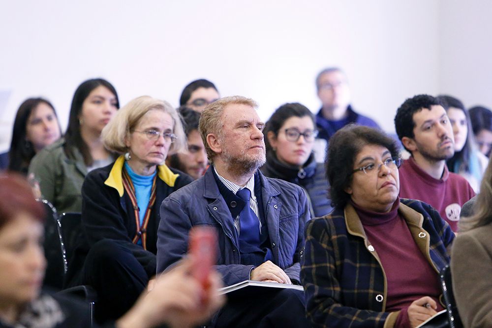 Del encuentro participaron autoridades universitarias como el vicedecano de la Facultad de Ciencias Veterinarias y Pecuarias, Fernando Fredes. 