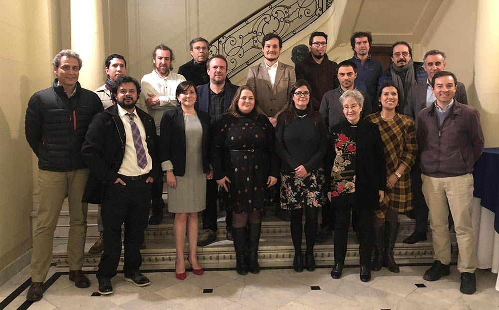 Entre los premiados por la Acadenia Chilena de Ciencias hubo 8 investigadores de la U. de Chile.