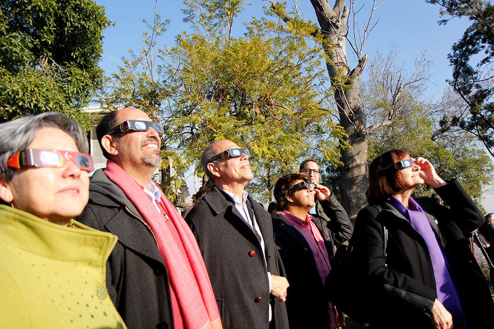 Senadores y senadoras universitarias, vicerrectores y vicerrectoras, decanos y decanas participaron de este encuentro. 