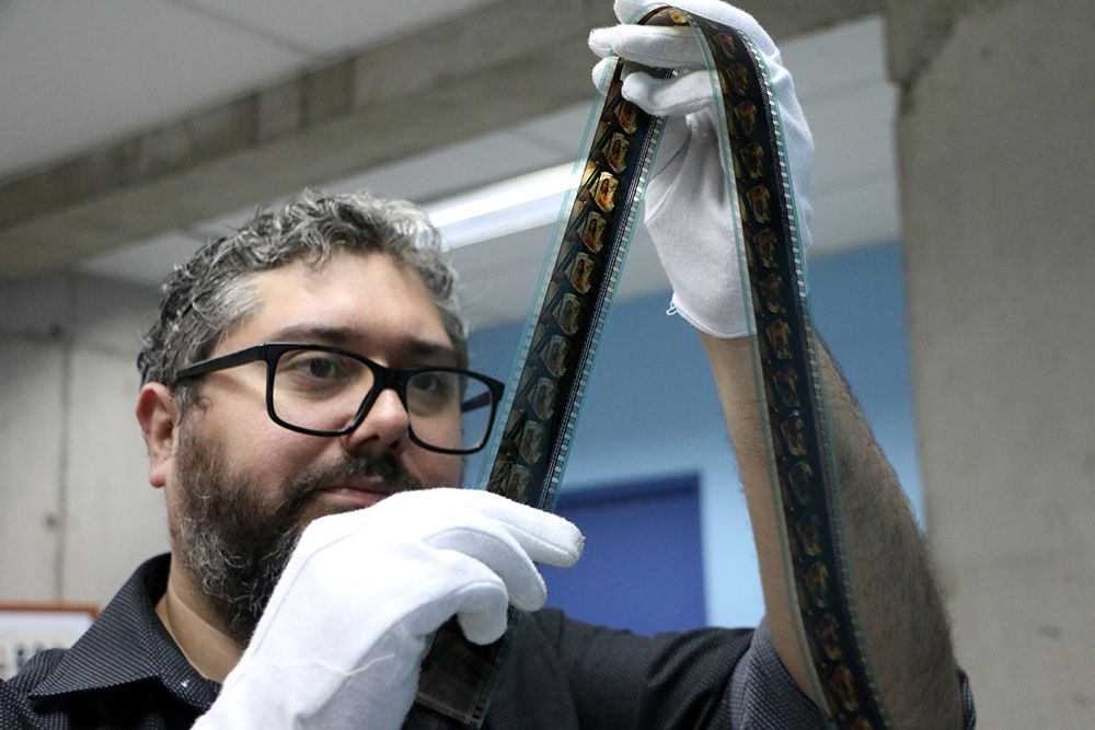 Luis Horta, coordinador de la Cineteca de la U. de Chile. 