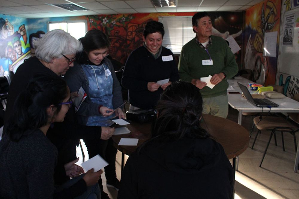 "El Taller de Archivística Comunitaria es un programa de formación educativa pionero en Chile", señaló Claudio Ogass, coordinador general del Archivo FECh.