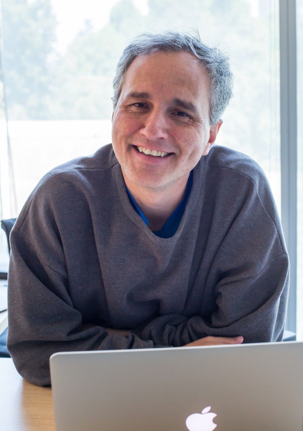 En una primera etapa el acceso a esta plataforma es gratuito mediante una cuenta de Google, señaló el profesor Enrique López Droguett.