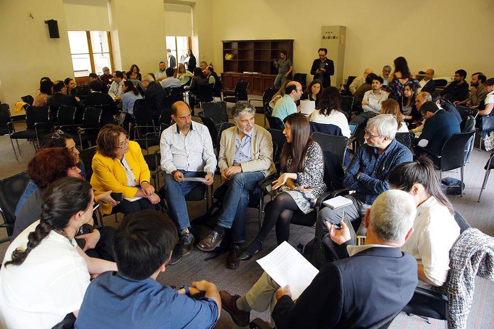 La instancia permitió a los asistentes proyectar el trabajo que se realizará en la próxima jornada de enero para avanzar hacia un instrumento de autoevaluación para toda la Universidad desde 2020.