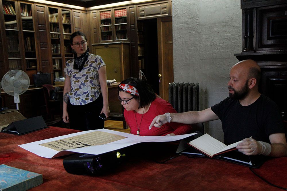 En el Archivo Bello, además, compartieron los quehaceres de las distintas áreas de este espacio patrimonial, para comprender la importancia de las distintas etapas del "Círculo de Puesta en Valor".