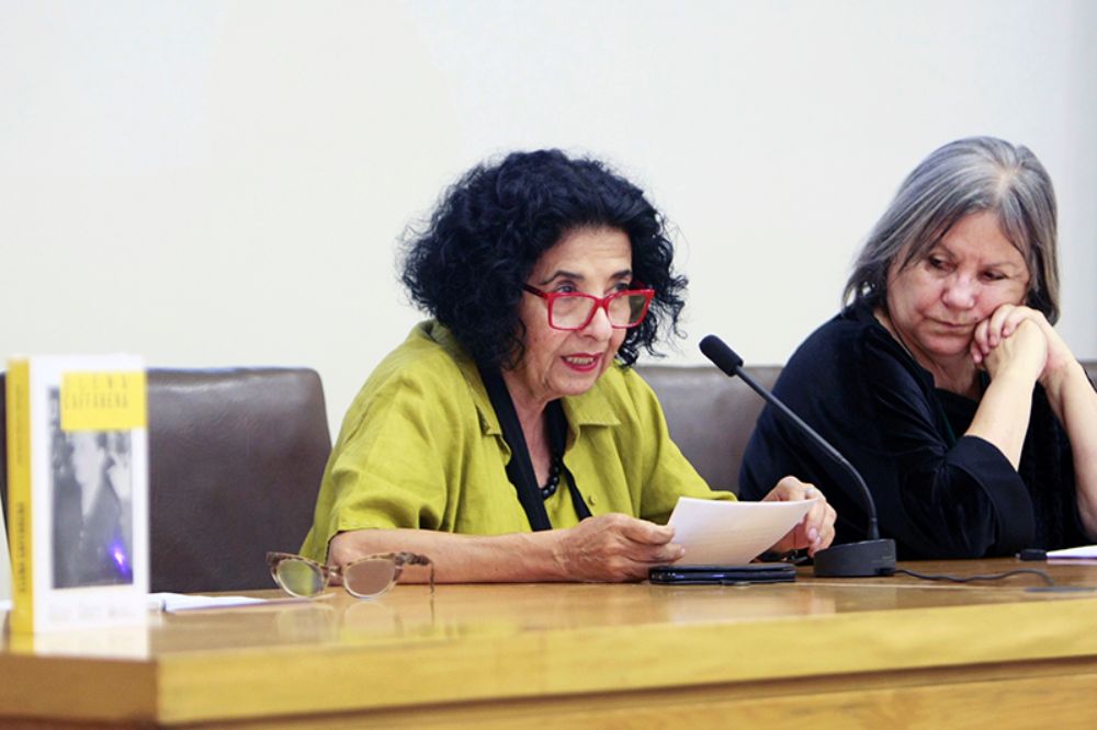 En el contexto actual, indicó la vicerrectora Zeran, Caffarena es "lectura fundamental que realiza un recorrido no sólo por las demandas feministas del último siglo, sino por las demandas del pueblo".