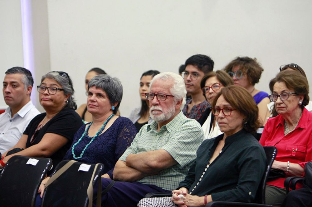 Integrantes de organizaciones feministas así como integrantes de la comunidad universitaria  participaron del lanzamiento.