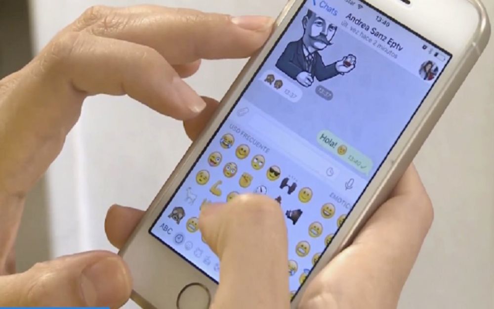 Las redes sociales amplifican información sin chequeos ni firmas, motivo por el cual la recomendación es siempre chequear las fuentes.