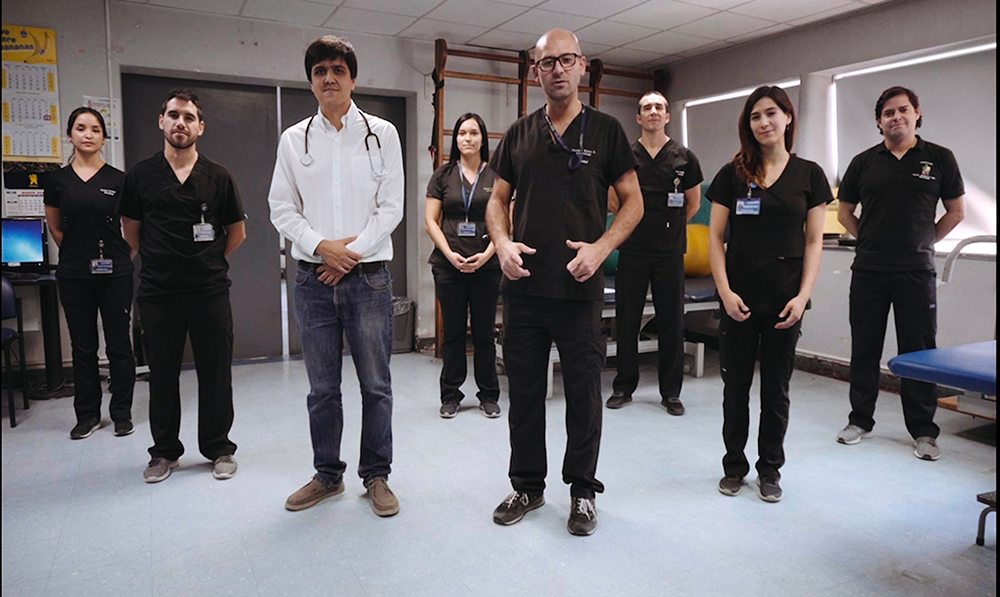 Esta iniciativa es impulsada por Unidad de Redes Transdisciplinarias de la VID, junto al apoyo de la Red Td de Envejecimiento y la Clínica de Caídas y Fracturas del Hospital Clínico UCH.