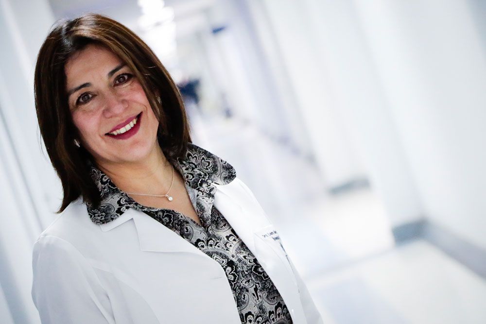 "Estos meses los más críticos que vienen, con la confluencia de los cuadros respiratorios típicos de los meses de invierno y esta pandemia que viene en ascenso", enfatizó la Dra. Mendoza.