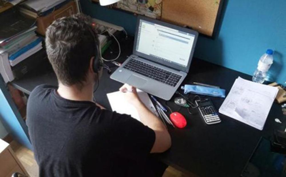 Según el sondeo, el 83 por ciento de los estudiantes declara que su bienestar ha sido impactado negativamente por COVID-19.