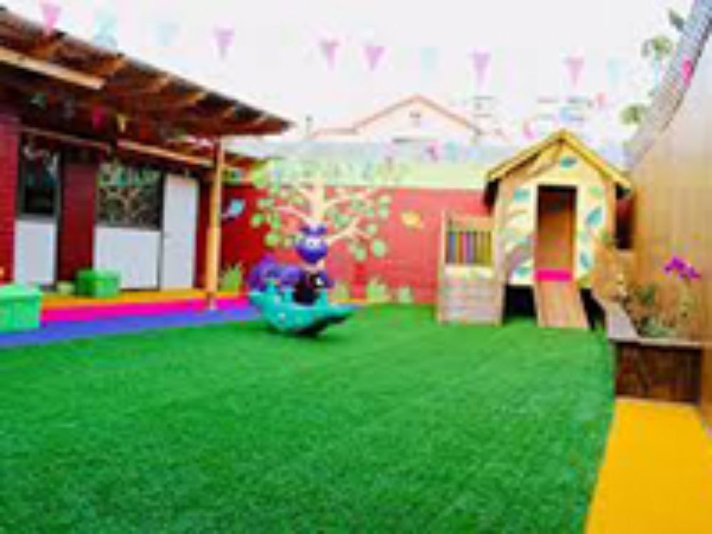 En tiempos de pandemia, las mismas actividades que se realizaban en el jardín infantil pueden ser replicadas en casa, pero en la práctica es una idea irrealista.