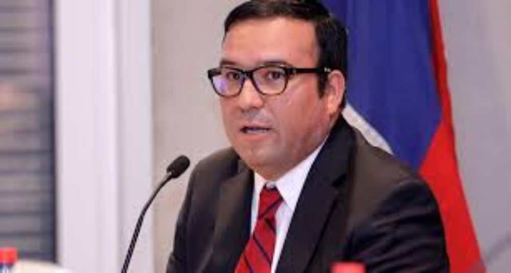 El profesor del Departamento de Enseñanza Clínica del Derecho, Cristián Lepin.