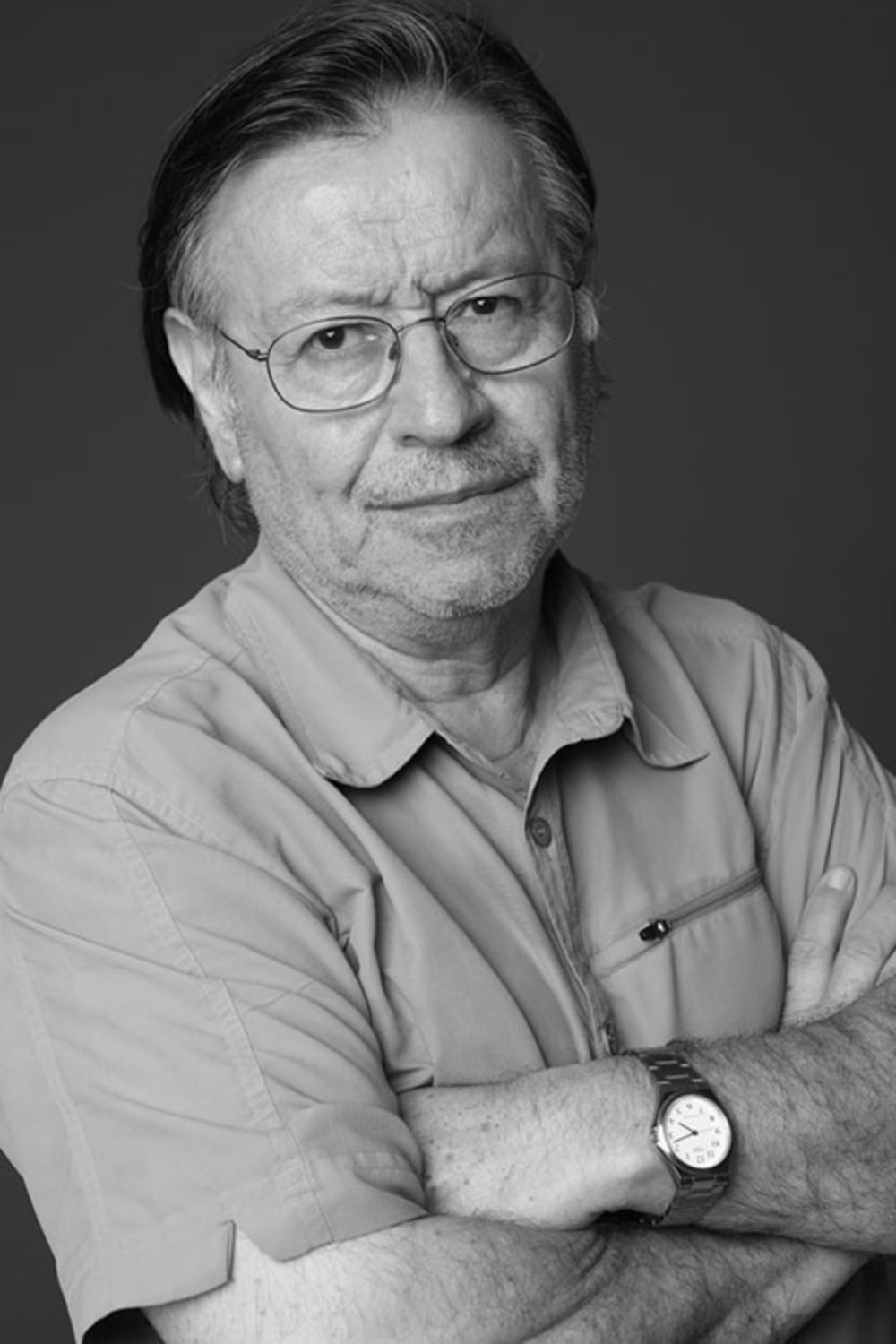 El cineasta Orlando Lübbert, director de Taxi para Tres y Cirqo es académico de la Universidad de Chile.