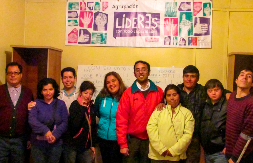 Directiva Fundación Líderes con 1000 Capacidades.