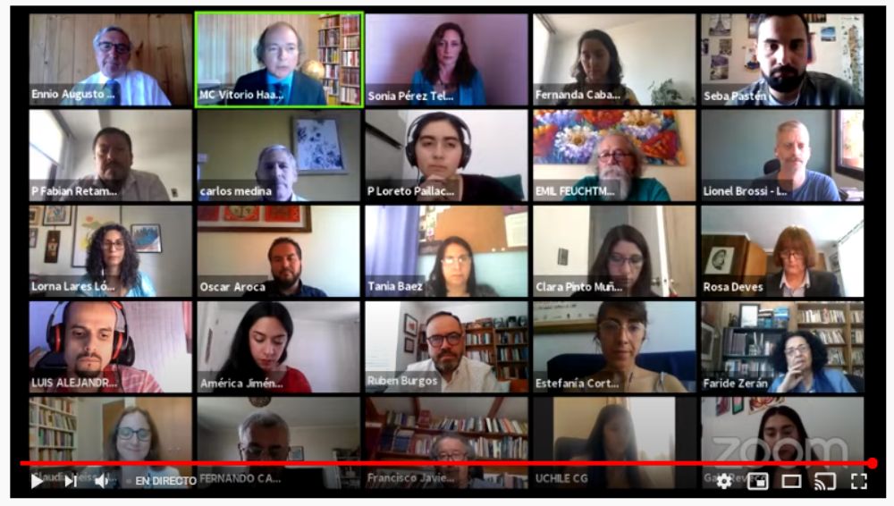 La ceremonia de la VAEC destacó y reconoció distintas iniciativas estudiantiles.