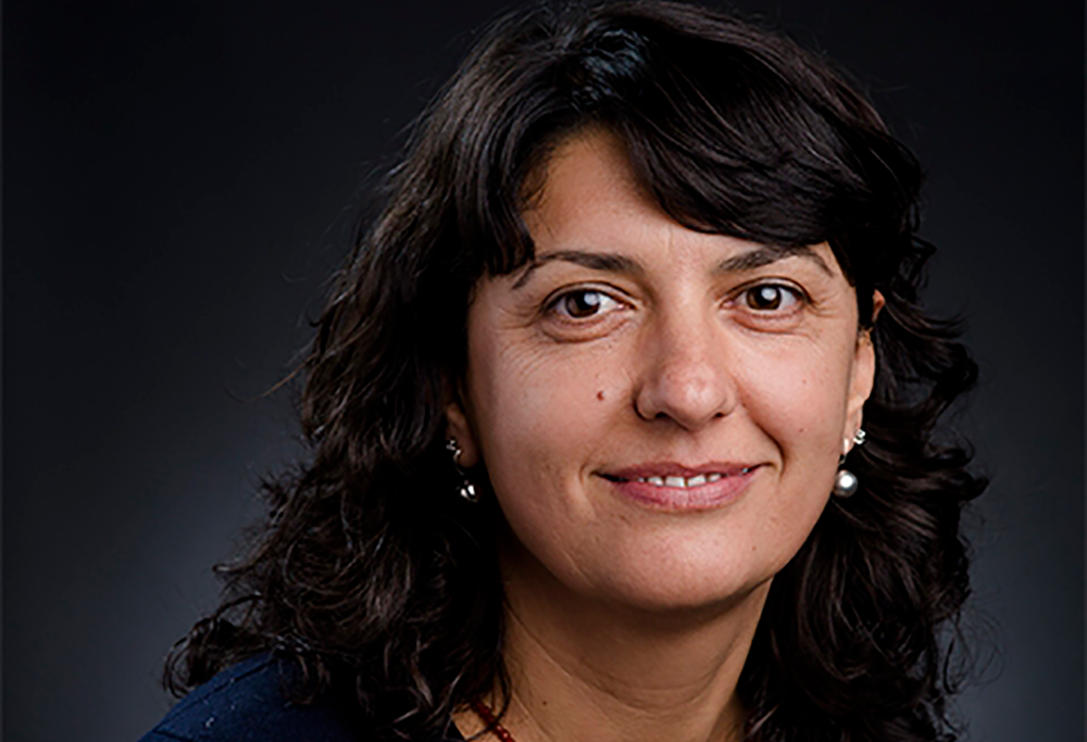 Académica del Departamento de Hidrogeología y miembro del Programa de Reducción de Riesgos y Desastres (CITRID), Linda Daniele.