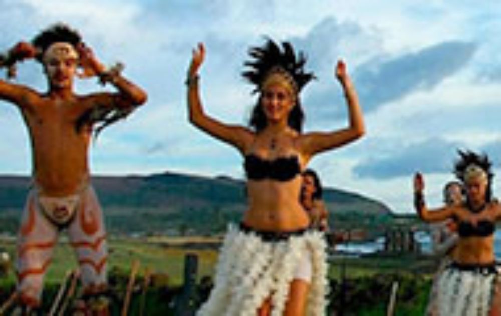 La Presidenta de la CIDH trabajó por mucho tiempo con Pueblos Indígenas, labor que -según sus propias palabras- la obligaron a "abrir la cabeza" y sentarse a escuchar verdaderamente al otro.