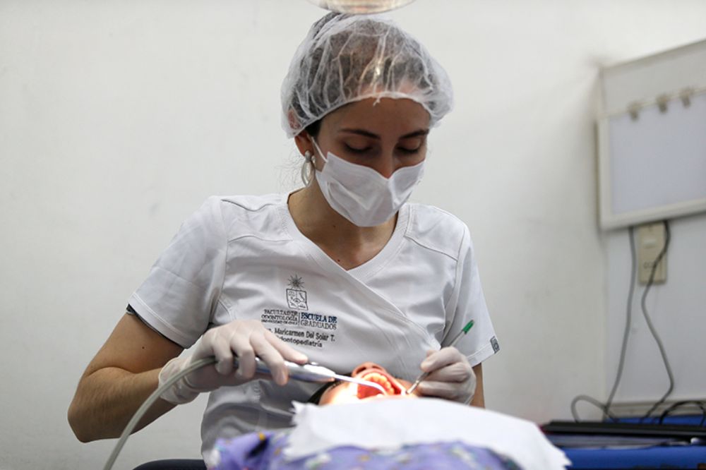 Con capacidad para 139 atenciones bucales, la Clínica Dental de la Casa de Bello está dotada de tecnología, infraestructura y equipamiento de punta