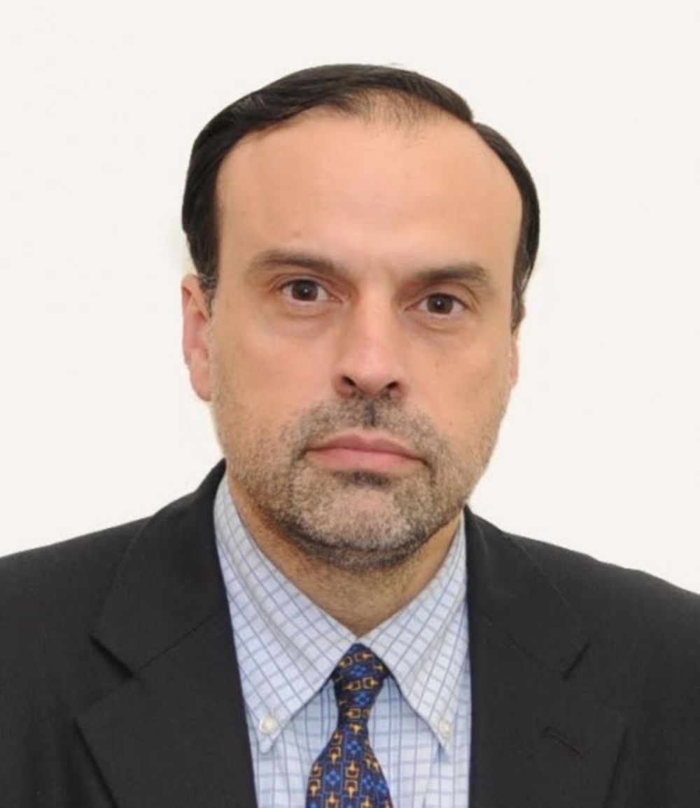 "Lo primero que debe hacer la Convención para reunirse es dictar un reglamento, que tiene que ser aprobado por 2/3, y que va a determinar cómo funcionará el organismo", señala el profesor Navarro.