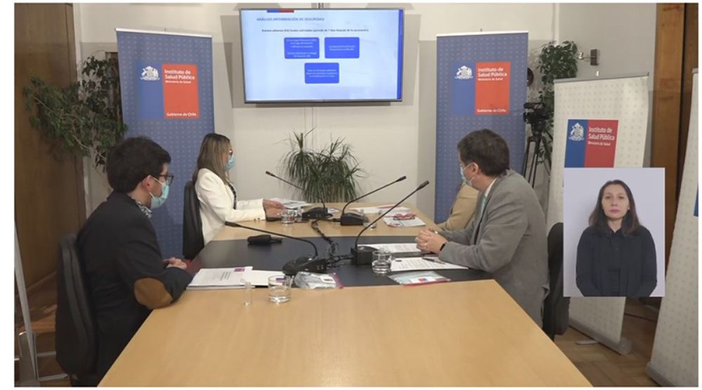 El Instituto de Salud Pública autorizó el uso de emergencia de la vacuna de Janssen, cuyo estudio en fase 3 estuvo liderado por la U. de Chile.