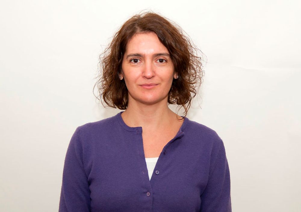 "La cobertura de vacunación por COVID-19 -al 11 de julio- alcanza un 57,7% de la población total del país", dice  la académica Uchile Alejandra Fuentes-García.