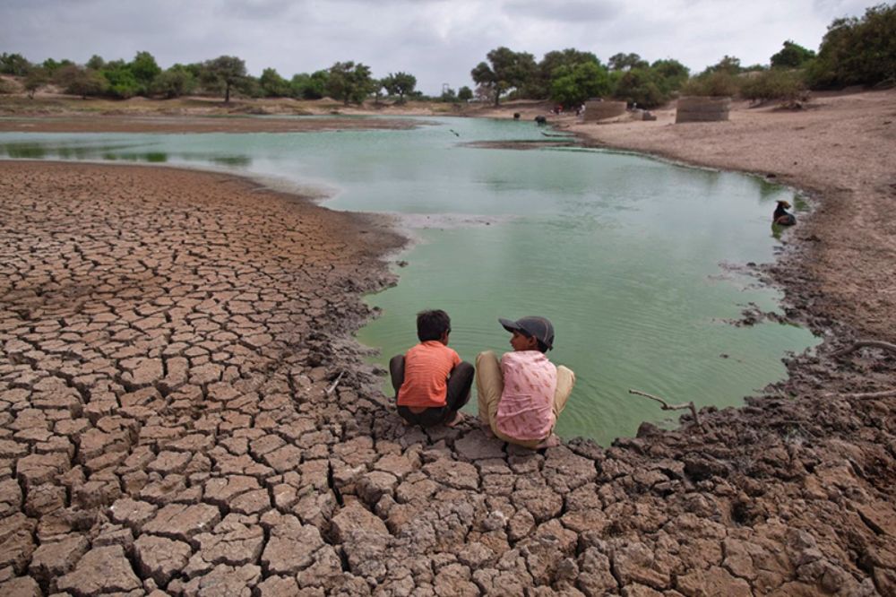 Olas de calor, una disminución en las reservas de agua dulce y una subida en el nivel del mar son parte de los fenómenos que se acentuarán hacia el 2050.