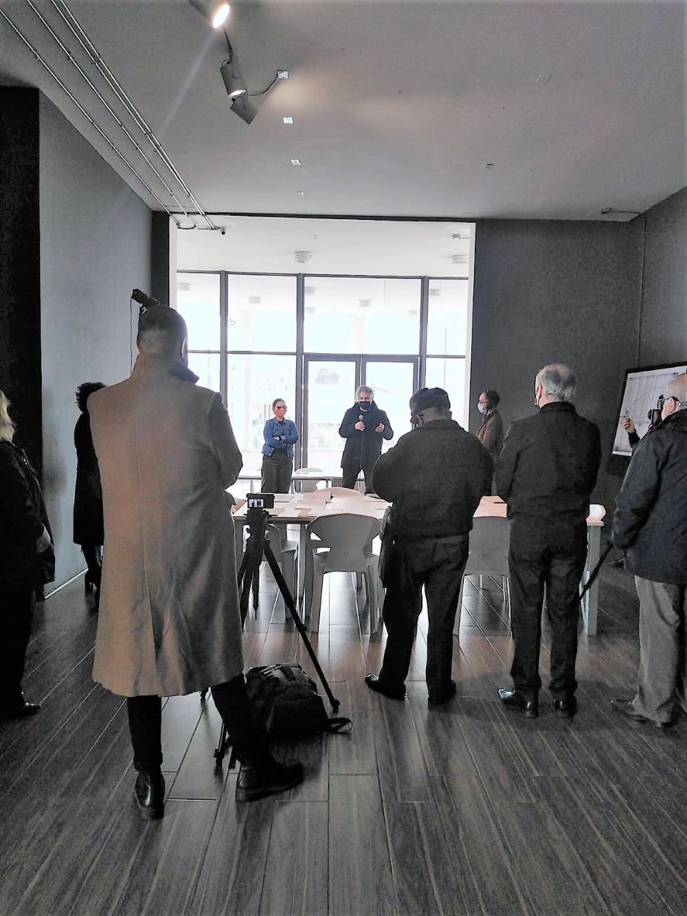 La muestra Archivo Núcleo Cerrillos, inaugurada este martes 7 de septiembre, es definida como un laboratorio de investigación y creación.