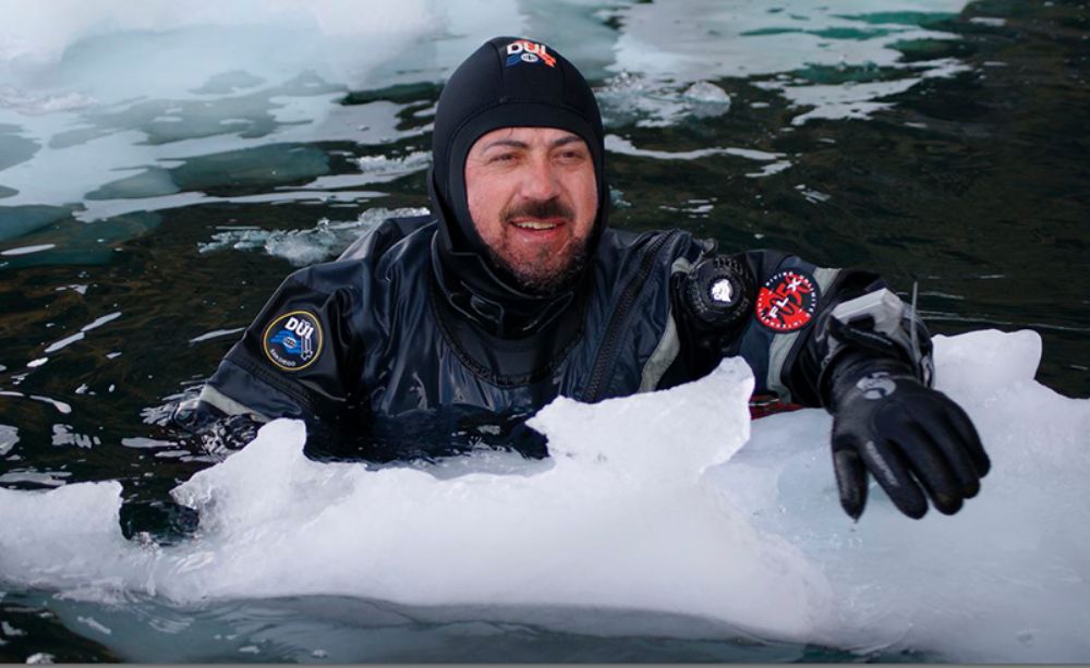 Elie Poulin afirma que el Océano Austral y la Antártica es la región más adecuada del planeta para estudiar los efectos del cambio climático sobre la biodiversidad.