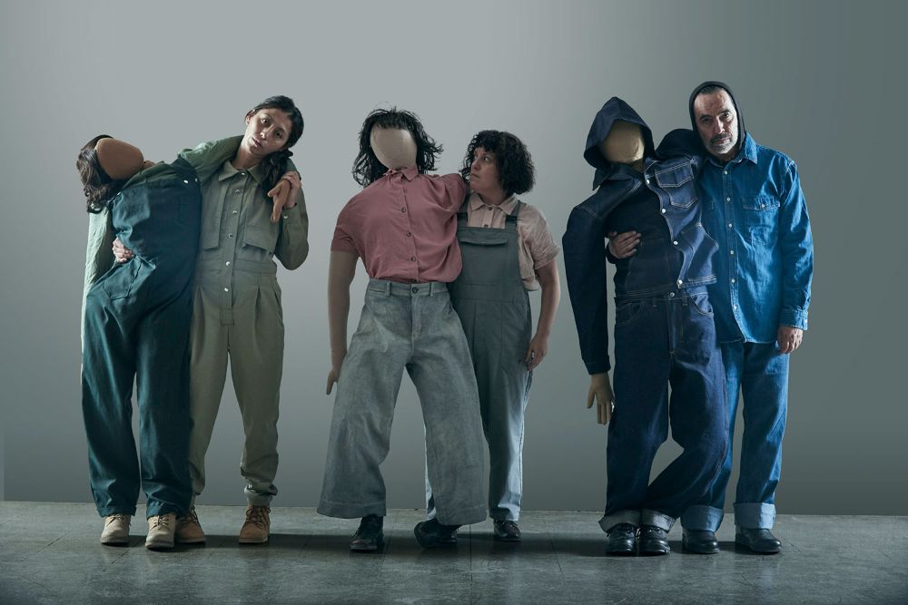 "Cómo convertirse en piedra" cuenta con las actuaciones de Marcela Salinas, Aliosha de la Sotta y Rodrigo Pérez.