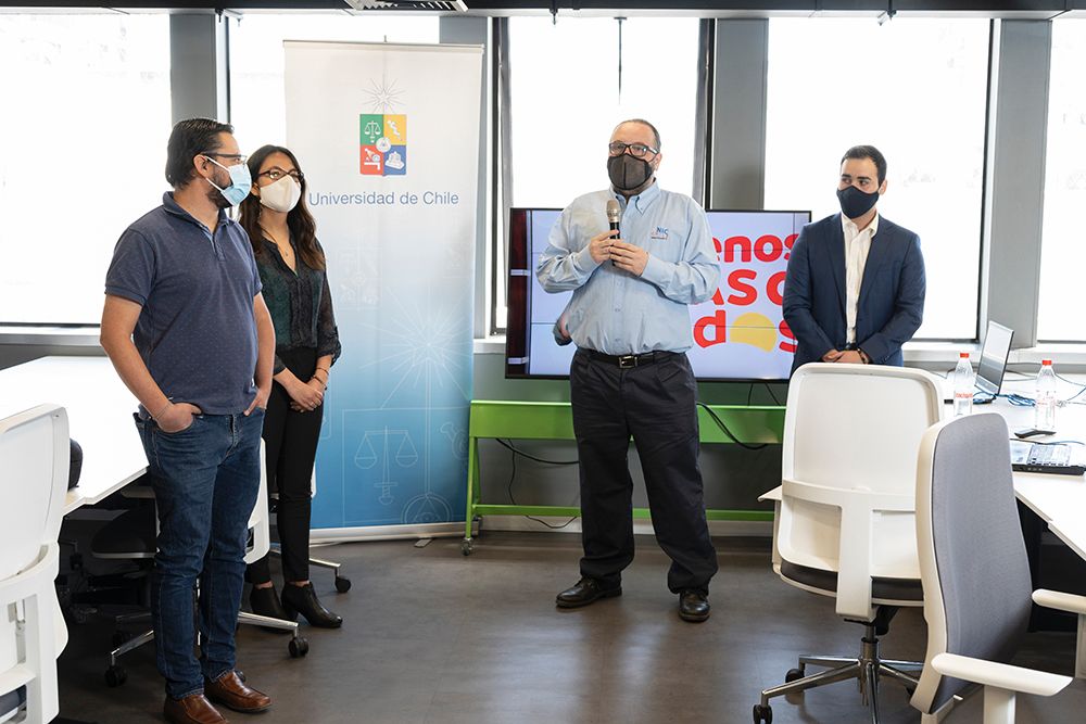 Académicos del Departamento de Ingeniería Eléctrica de la U. de Chile entregaron los resultados del estudio de viabilidad técnica para el uso de la tecnología inalámbrica White Spaces.