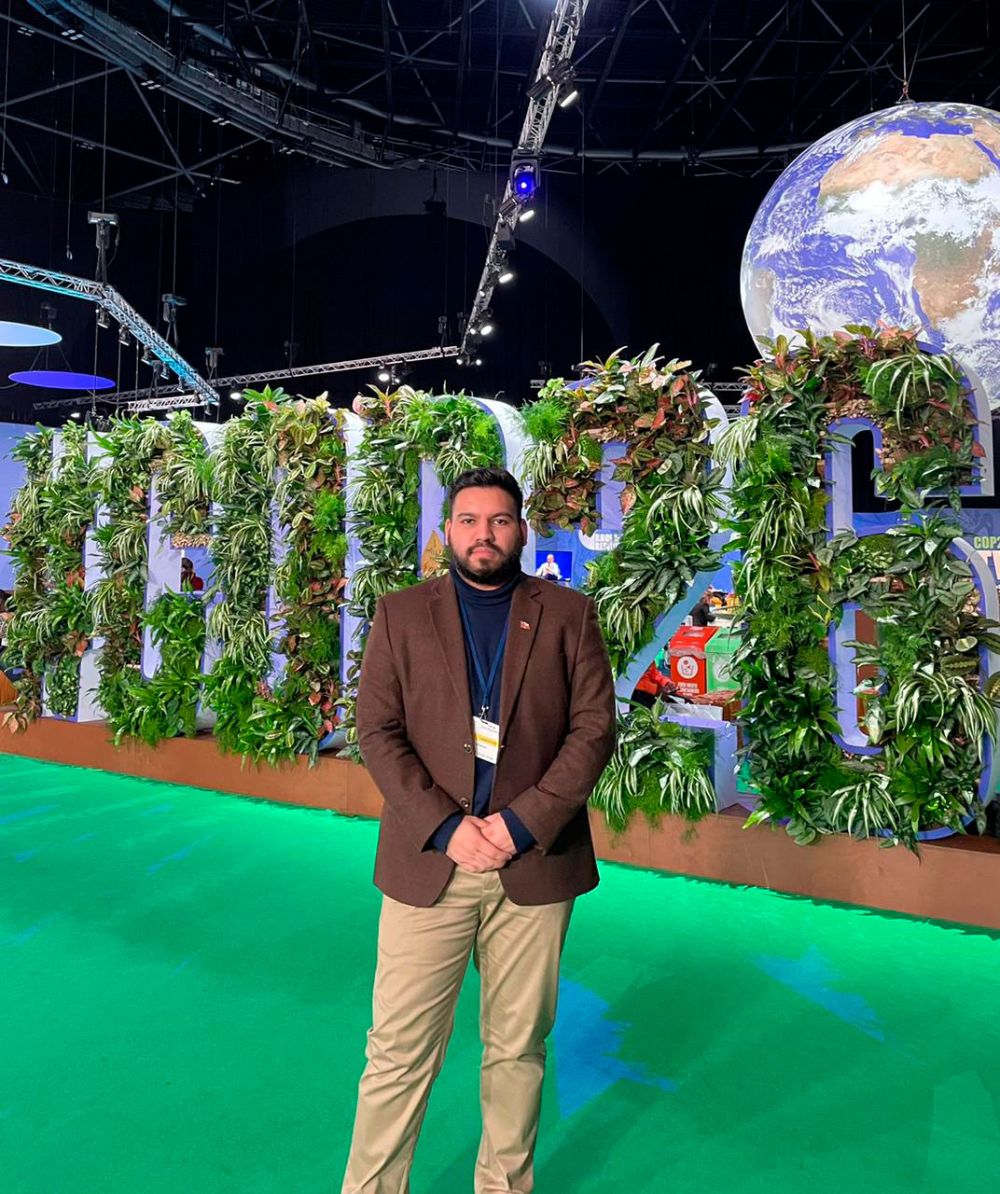 Marco Jiménez es periodista egresado del Instituto de Comunicación e Imagen de la U. de Chile y fue como comunicador de CEUS Chile.